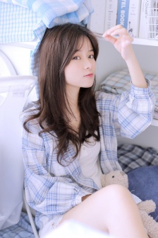 被同桌玩弄奶头(高H)校园小说